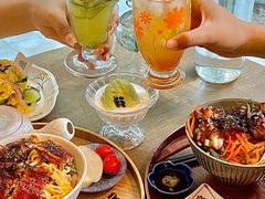 -嘁嘁茶泡饭