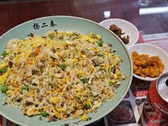 -扬二春炒饭(国庆路总店)