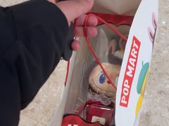 -泡泡玛特POPMART(武汉天地壹方店)