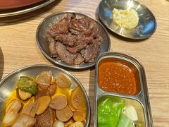-西塔老太太泥炉烤肉(武汉摩尔城店)