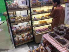 面包甜点陈列柜-山崎面包(苏州中心店)