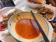 -何记花甲(海岸城旗舰店)