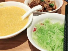 -诚铭记·虾仁汤包·成都小吃(融创店)