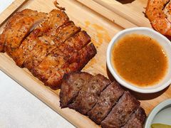 莎士雷可猪脆肉大串-俄士厨房(环球港店)