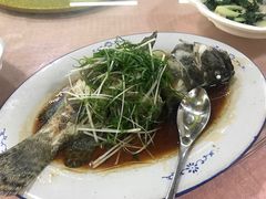 -品香菜馆(旗峰路中侨大厦店)