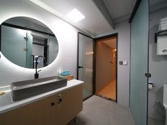 -闲隅江景艺术酒店(解放碑洪崖洞总店)