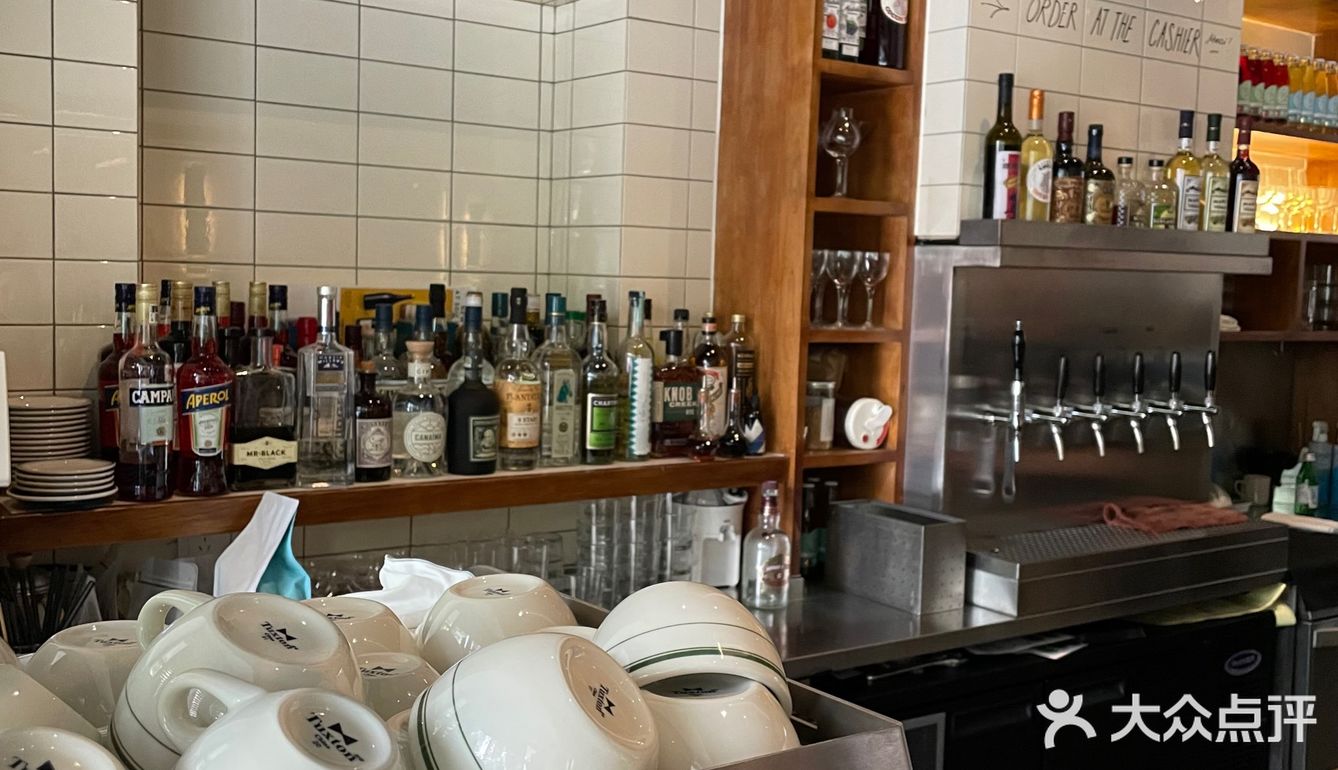 硬脆面包的三明治是我的菜 没什么犹豫就点了