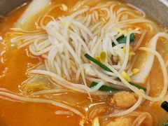 -汤小云火锅米线(钻汇广场店)