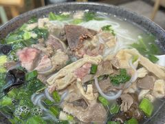-点蹄擂椒猪脚饭(天虹汇一城店)