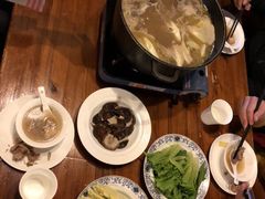 -桑吉林新派藏餐·汤锅·川菜
