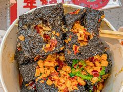 -黑色经典臭豆腐·湖南特产(步行街店)