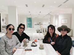 -潮一不贰·法式甜品·生日蛋糕·西式简餐(外滩店)