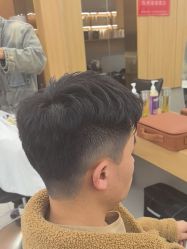 -川和潮人漂色·烫染·接发
