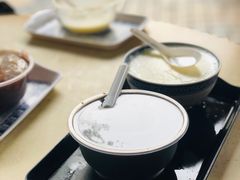 冻双皮奶-百花传统甜品店(原址店)