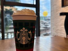 -星巴克(南宁民歌湖店)