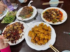 -金卯白肉罩火烧
