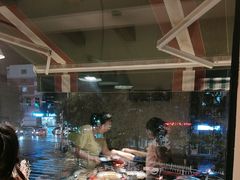 -米兰西典(西坝岗路店)