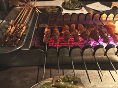 -麦凯伦烧烤·精酿超级工厂店(金桥总店)