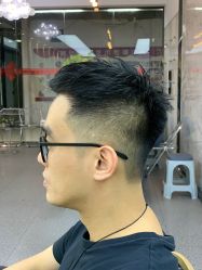 -88潮牌造型烫发·染发