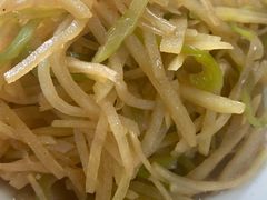 尖椒土豆丝-清真永恒华威肉饼(潘家园店)