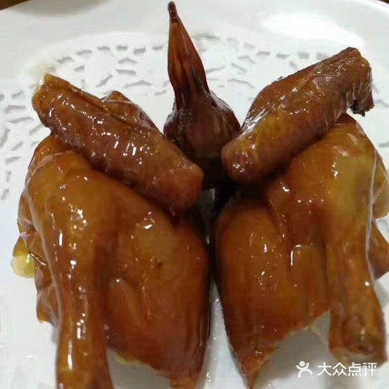 鸽圣美食餐厅