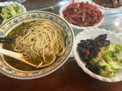 -金杨拉面王小吃面馆·牛三宝面·红烧牛肉粉