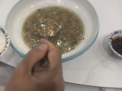 -三江源美食城