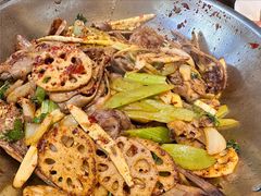 主打的干锅鸭头-安诚居干锅鸭头(八角店)