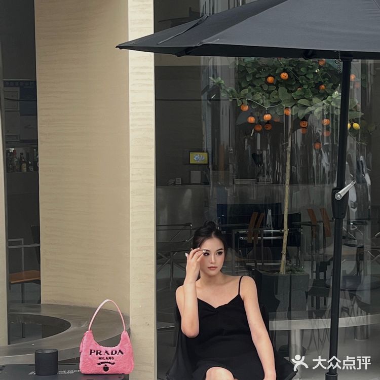 暗黑风咖啡馆又飒又高级⚫️Cafe&bar