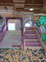 -多多淘儿童体验中心(重庆来福士店)