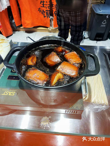 是谁能拒绝肥瘦相间的肉夹馍呀