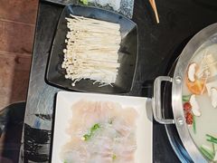 -吴记老锅底麻辣火锅(福州路店)