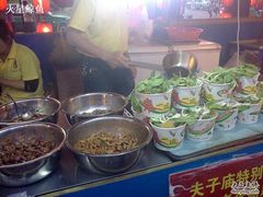 20100602674-夫子庙小吃广场(东牌楼店)
