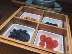 -九锅一堂酸菜鱼(万达广场店)
