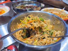 素什锦大铁盆拌饭-堂堂小伙夫·辽宁小吃大排档(京西大悦城店)