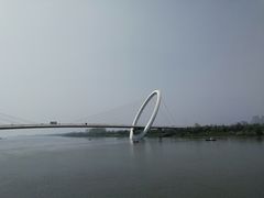 -南京眼步行桥