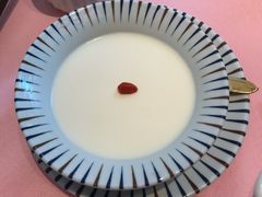 港式奶冻-龙鲜会·澳门生鲜火锅(诚品店)