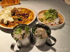 -谷丽麦馕新疆菜·清真(步步高梅溪新天地店)