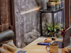 -思南书局·诗歌店