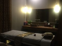 -汤泉良子·沐足·颂钵疗愈·SPA(珠江新城店)