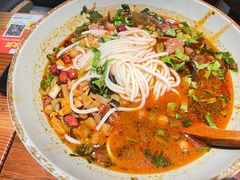 -百春原湖南牛肉粉(百联世纪店)