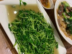 -裕记烧腊连锁餐饮(国商分店)