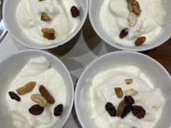 正宗牦牛酸奶-乡土特色.冷锅鱼.牦牛肉汤锅