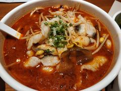 -渝是乎酸菜鱼(龙旗购物中心店)