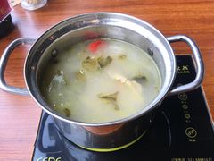 -龙聚德北京烤鸭(沙坪坝华宇A馆店)