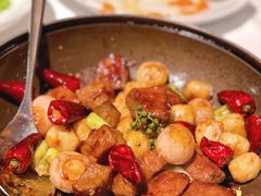 石锅花椒牛小排-新荣记(BFC外滩金融中心店)