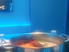 -唯爱KTV聚会餐厅(仙林东城汇店)