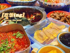 -马路边边串串香(苗栗路店)