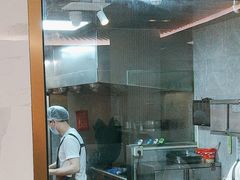 -小杨生煎(白玉兰广场店)