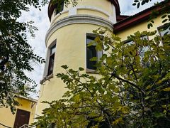 -荒岛书店(黄县路店)